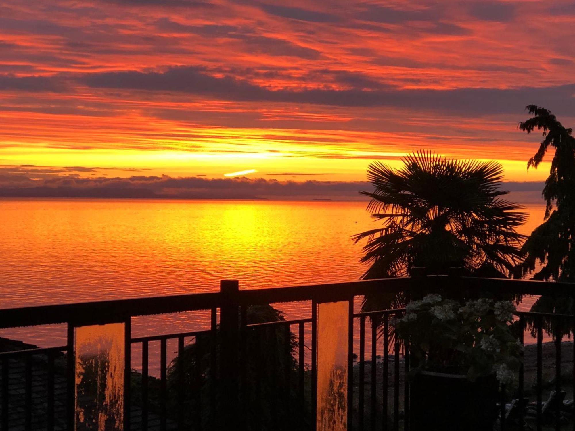 Qualicum Breeze Beach Resort Bowser Exteriér fotografie